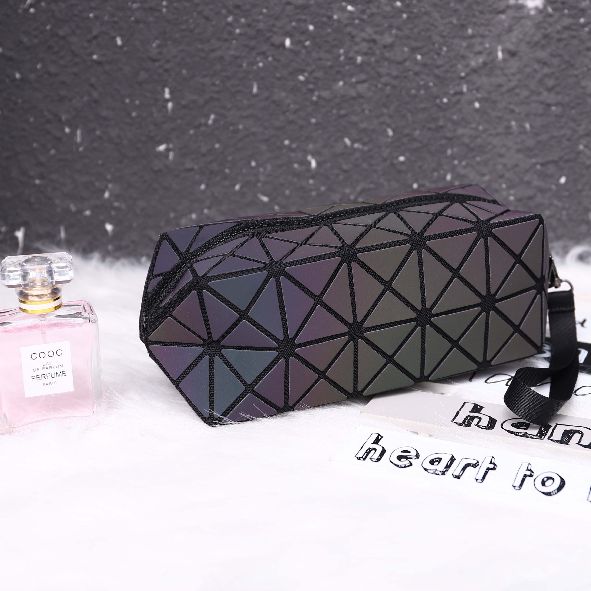 Geometric Cosmetic Bag wholesale custom luxury black travel small PU fabric mini cosmetic bags waterproof Geometric Cosmetic Bag