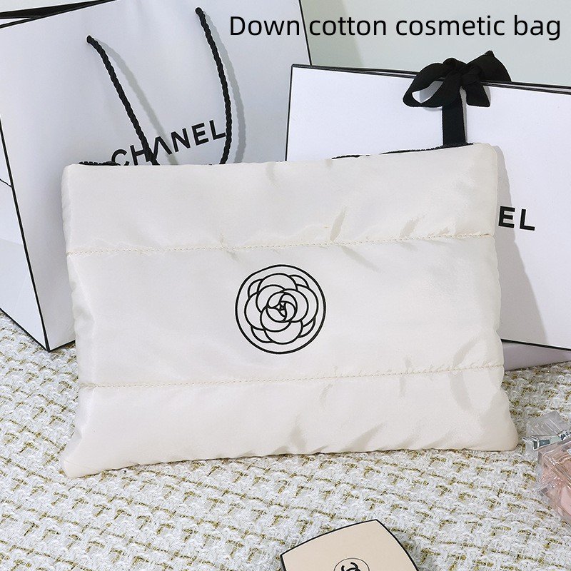 Camellia Small Fragrant Wind Hand held Makeup Bag Large Capacity Portable Makeup Bag Storage Travel Wash Bag