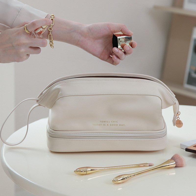 Classics Custom Luxury PU Leather Makeup Bag Large Capacity Waterproof Storage Bag Travel Portable Dry Wet Separation Makeup Bag