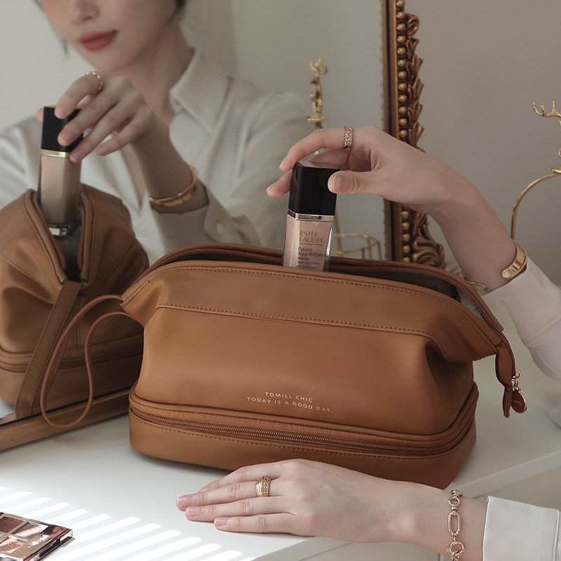 Classics Custom Luxury PU Leather Makeup Bag Large Capacity Waterproof Storage Bag Travel Portable Dry Wet Separation Makeup Bag