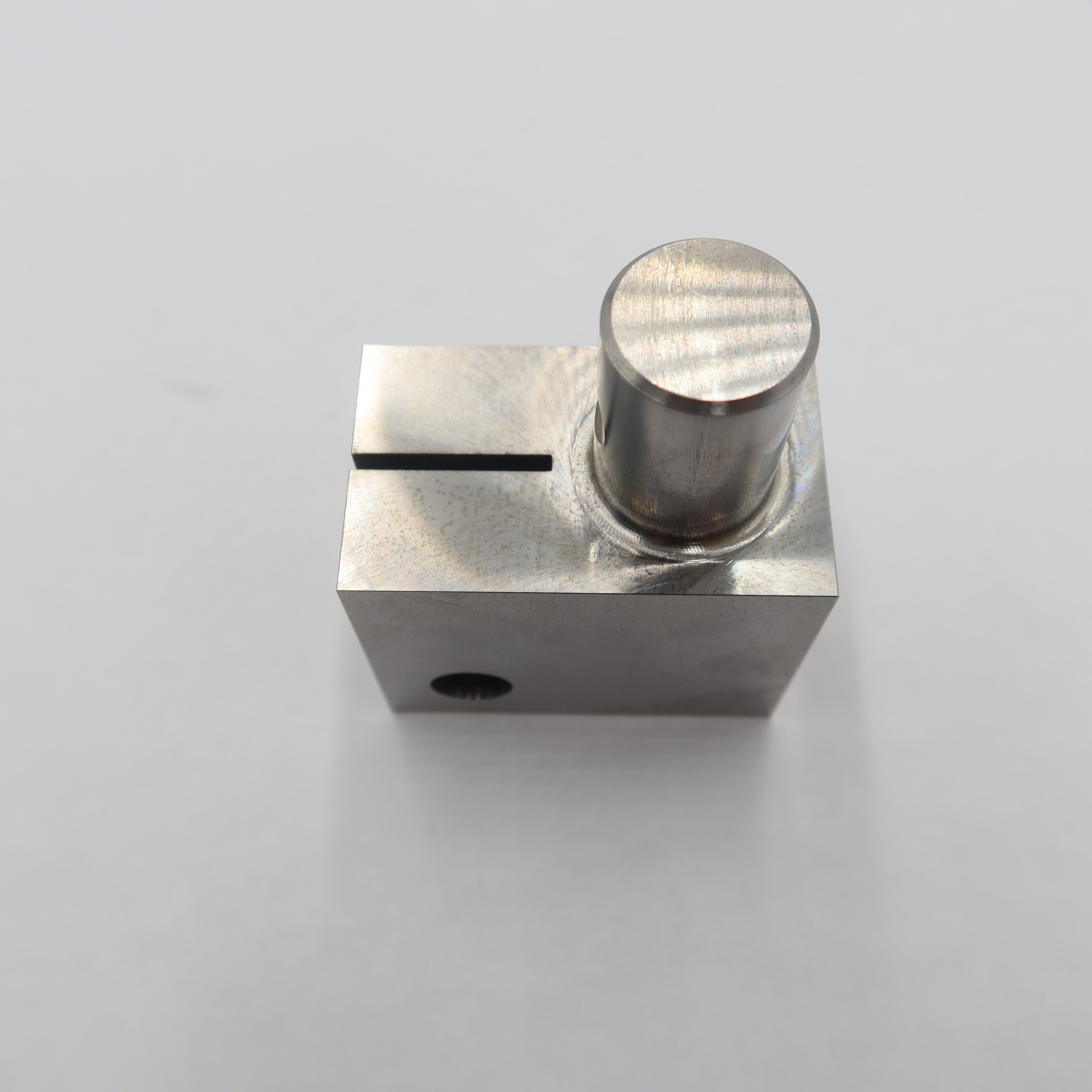 OEM 4041 Steel Part High Precision CNC Milling Parts CNC Machining Service