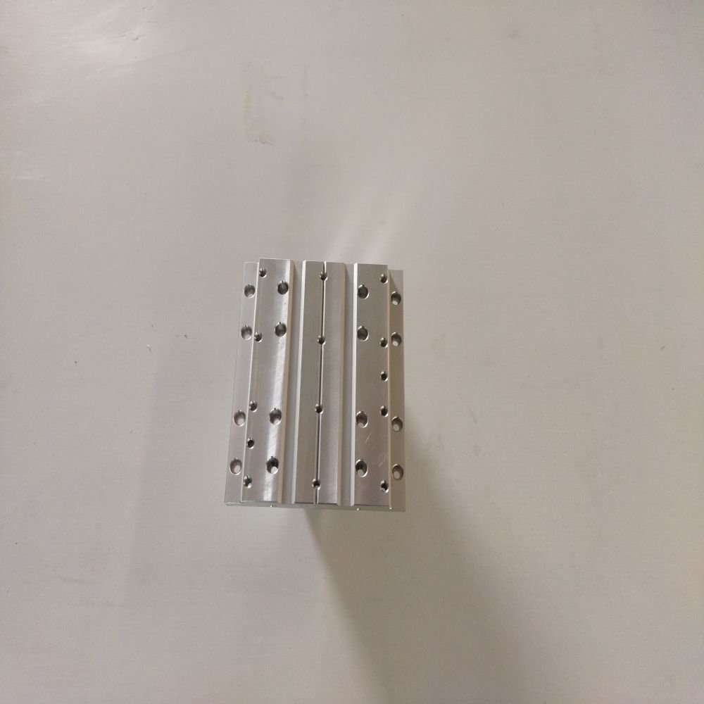 CNC Machine Shop with Machining Service and Quality CNC Machined Aluminum Alloy Parts