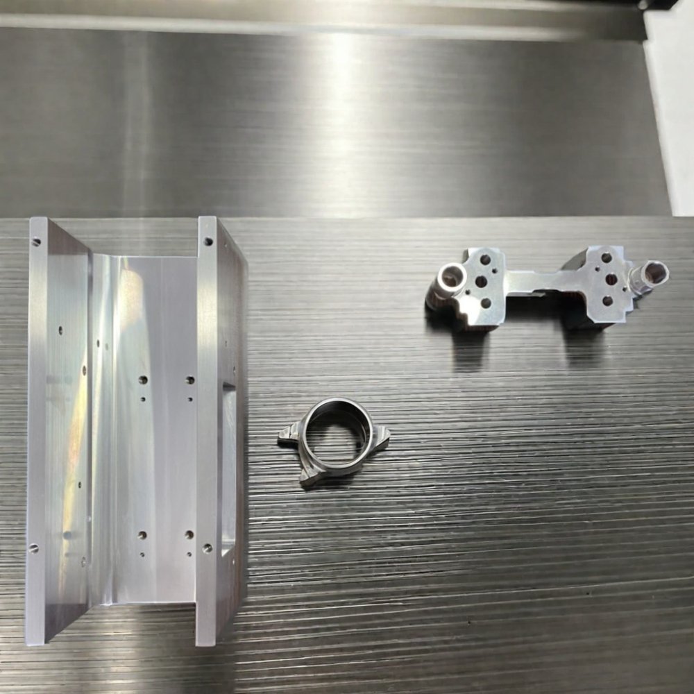 OEM CNC Custom Metal Turning 5 Axis Machining Machined Stamping Anodizing Aluminum Alloy Parts Components Cnc Machining Services