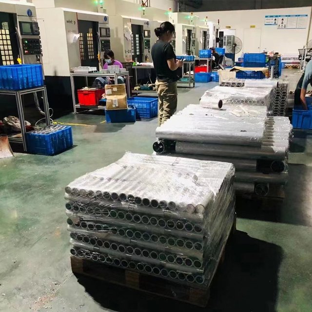 China customized precision CNC machining parts 5 axis cnc machining service
