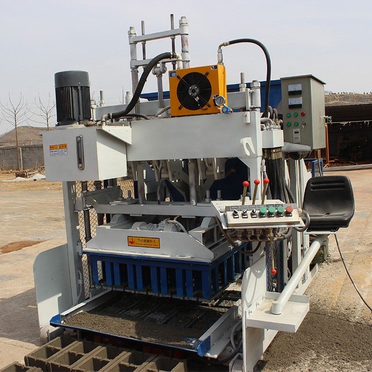 WT10-15 Egg Laying Machine Hollow Brick Making Machine Mobile Cement Concrete Block Making Machine