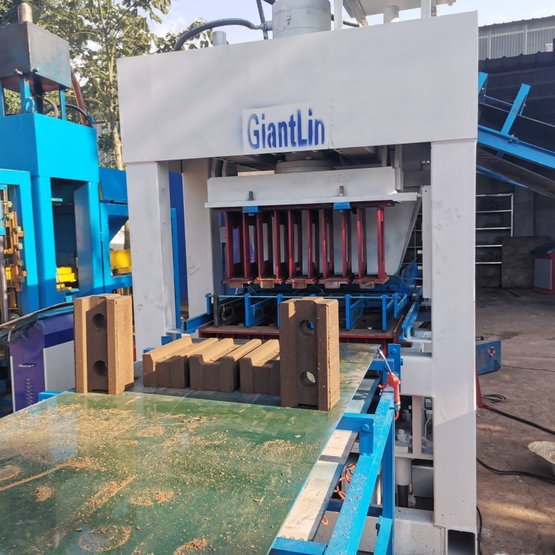 SYN5-5 interlocking brick making machine automatic soil brick machine price
