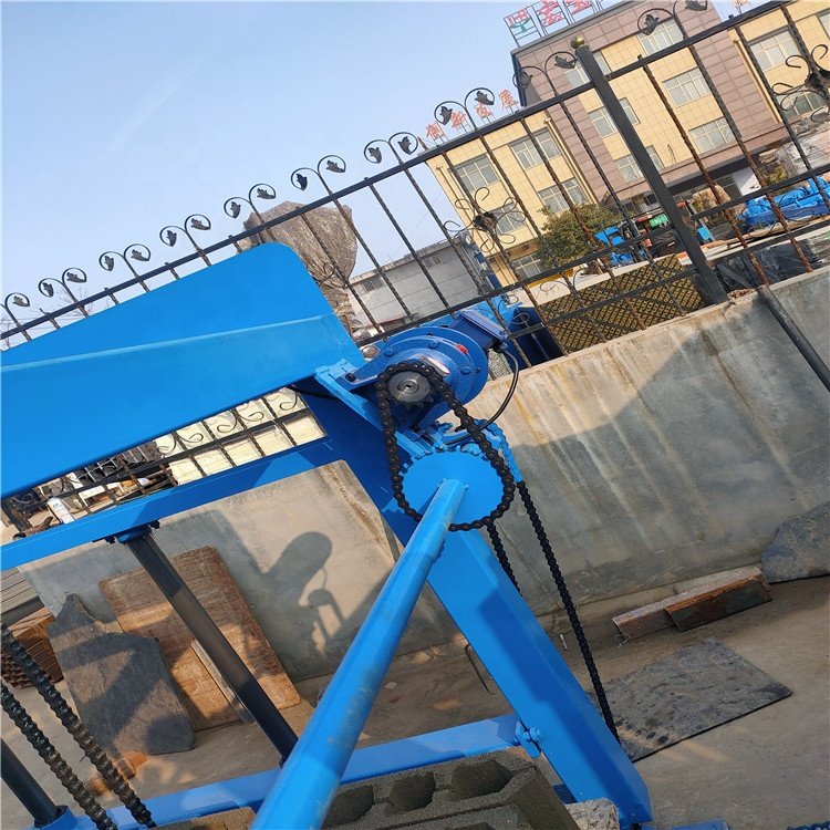 Fully automatic brick making machine in China