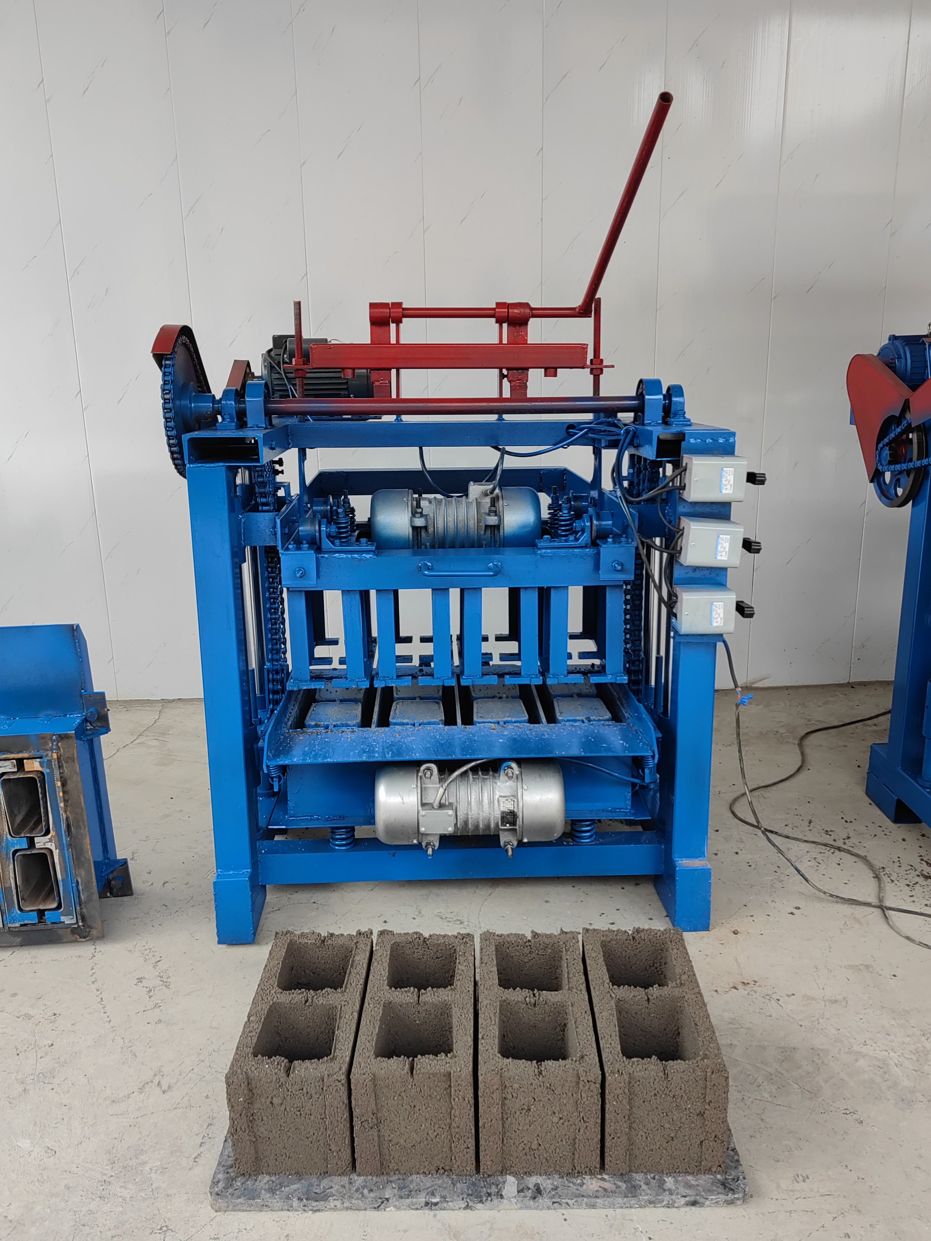 Factory production good quality 4-35 interlocking brick machine semi-automatic brick making machinery