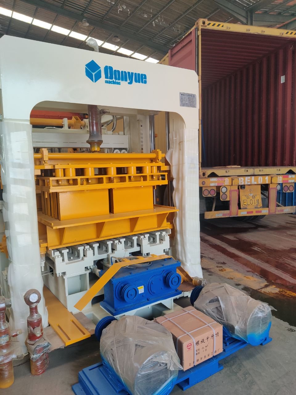 New Interlock Block Making Machines for Construction Manufacturing Plant Farm Home Use Diesel Voltage Core Mold Components
