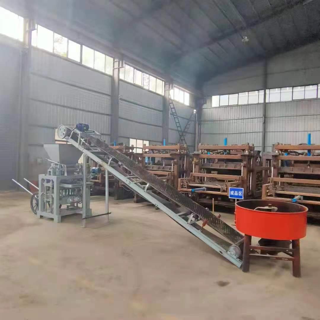 Recycled plastic bricks making machine