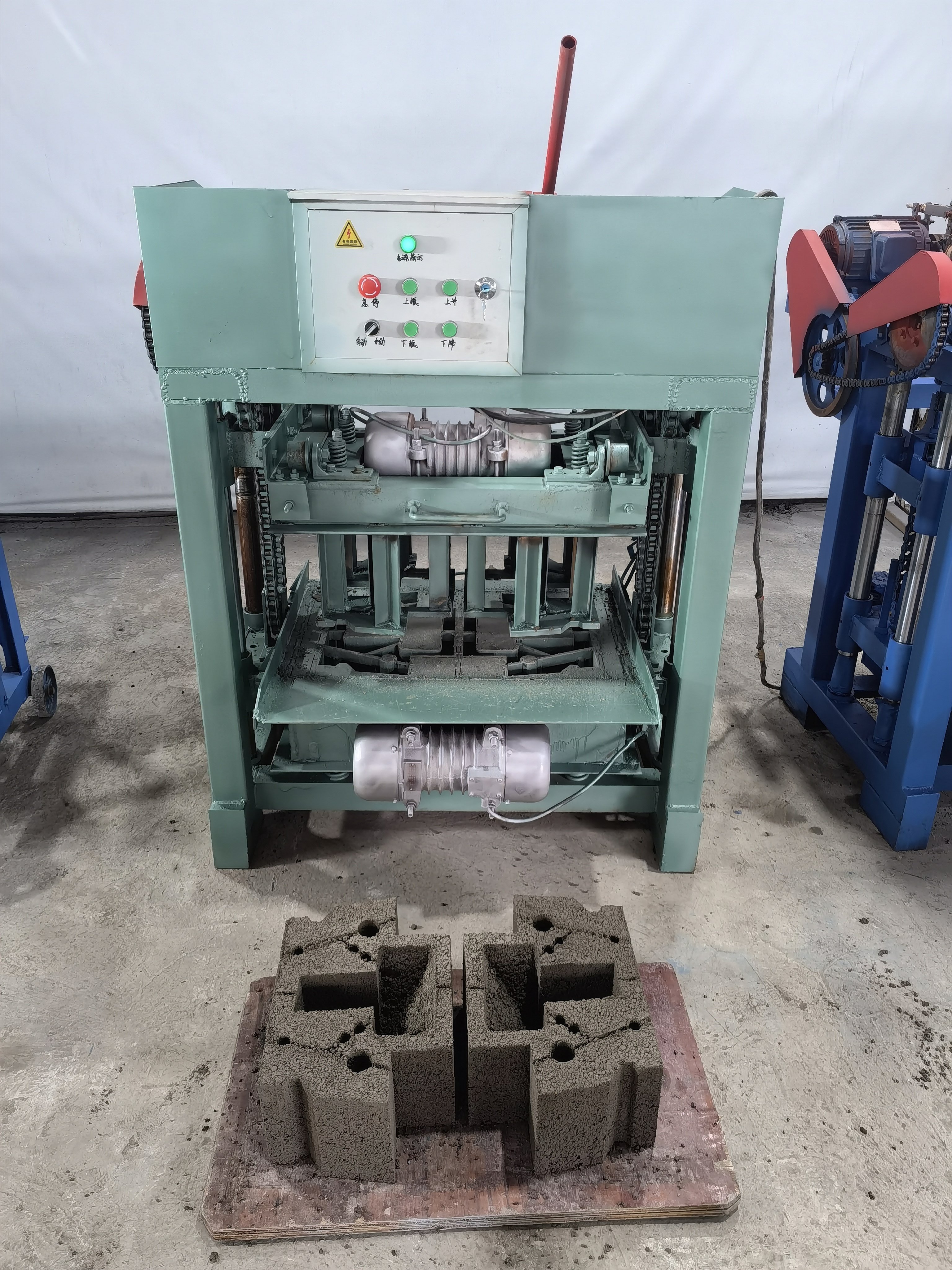Hot automatic brick making machine concrete block forming machine cement brick press machine