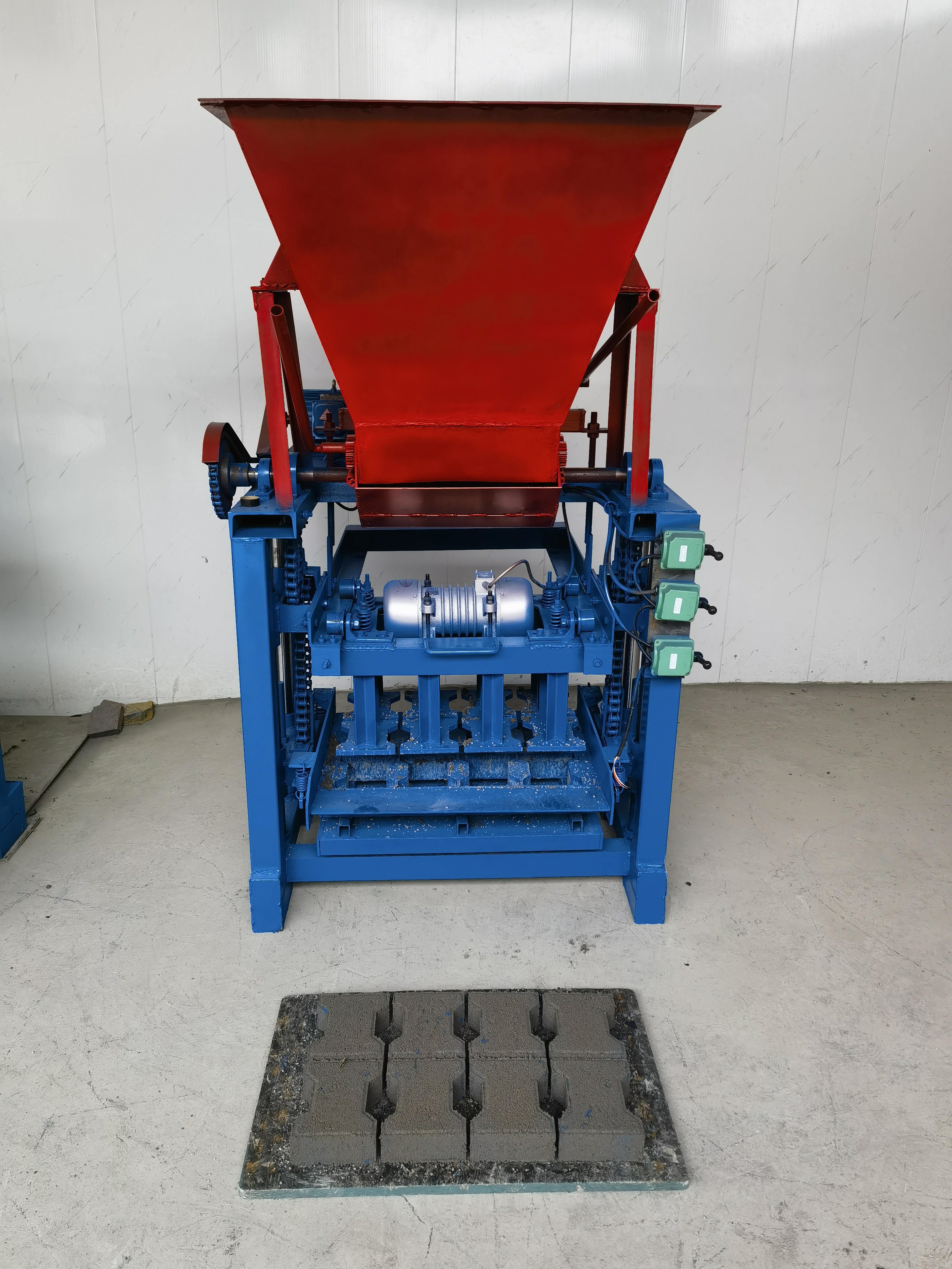 Concrete Block Cement Hollow Brick Maker Machine Concrete Brick Making Machinery