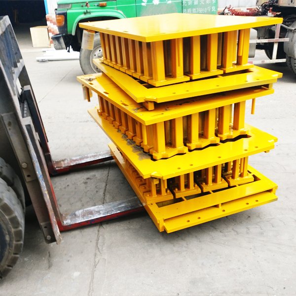 Factory Supply Hand Concrete Block Moulds Hollow Blocks Bricks Mould