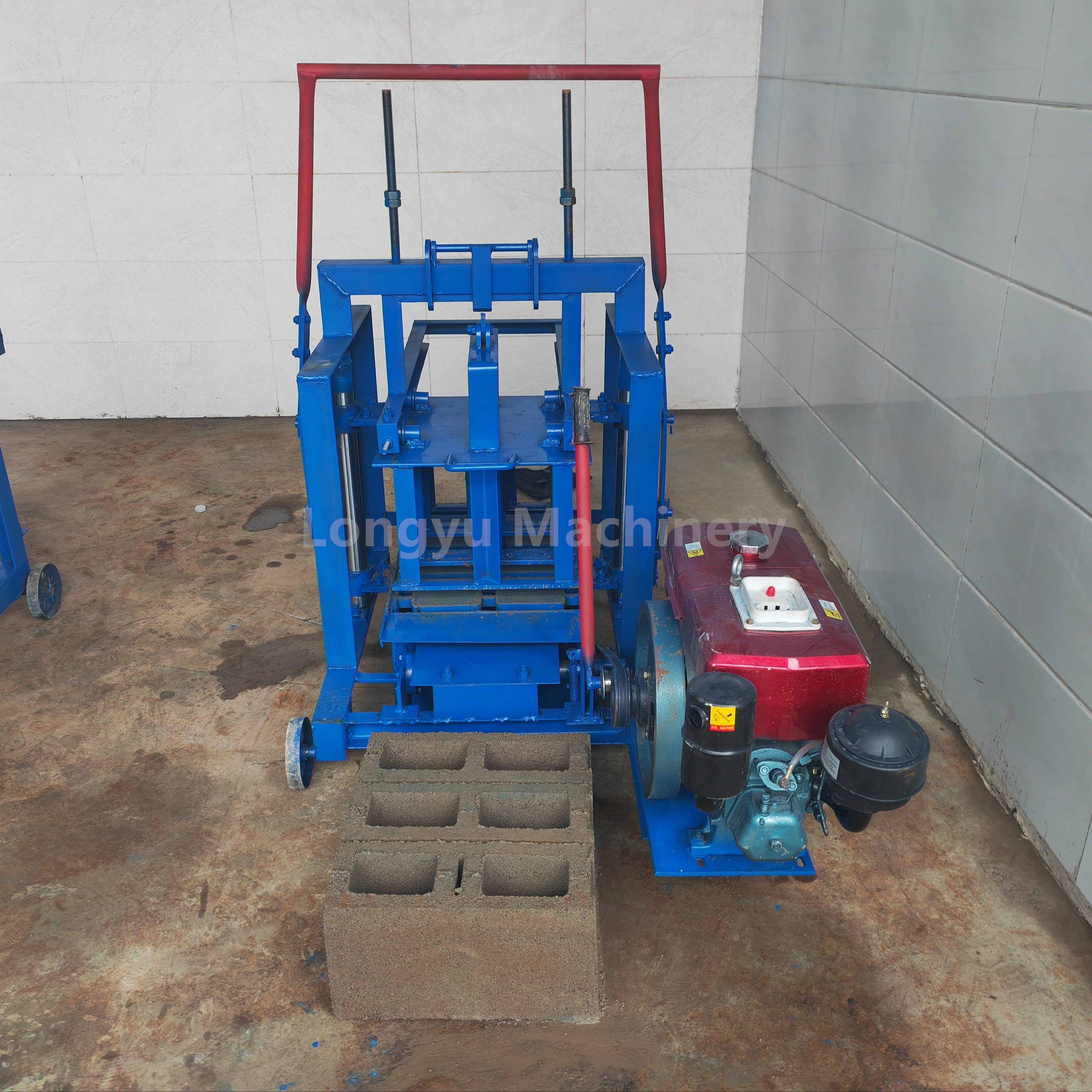LongYu Manual Mobile Diesel Engine Hollow Block Brick Making Machine