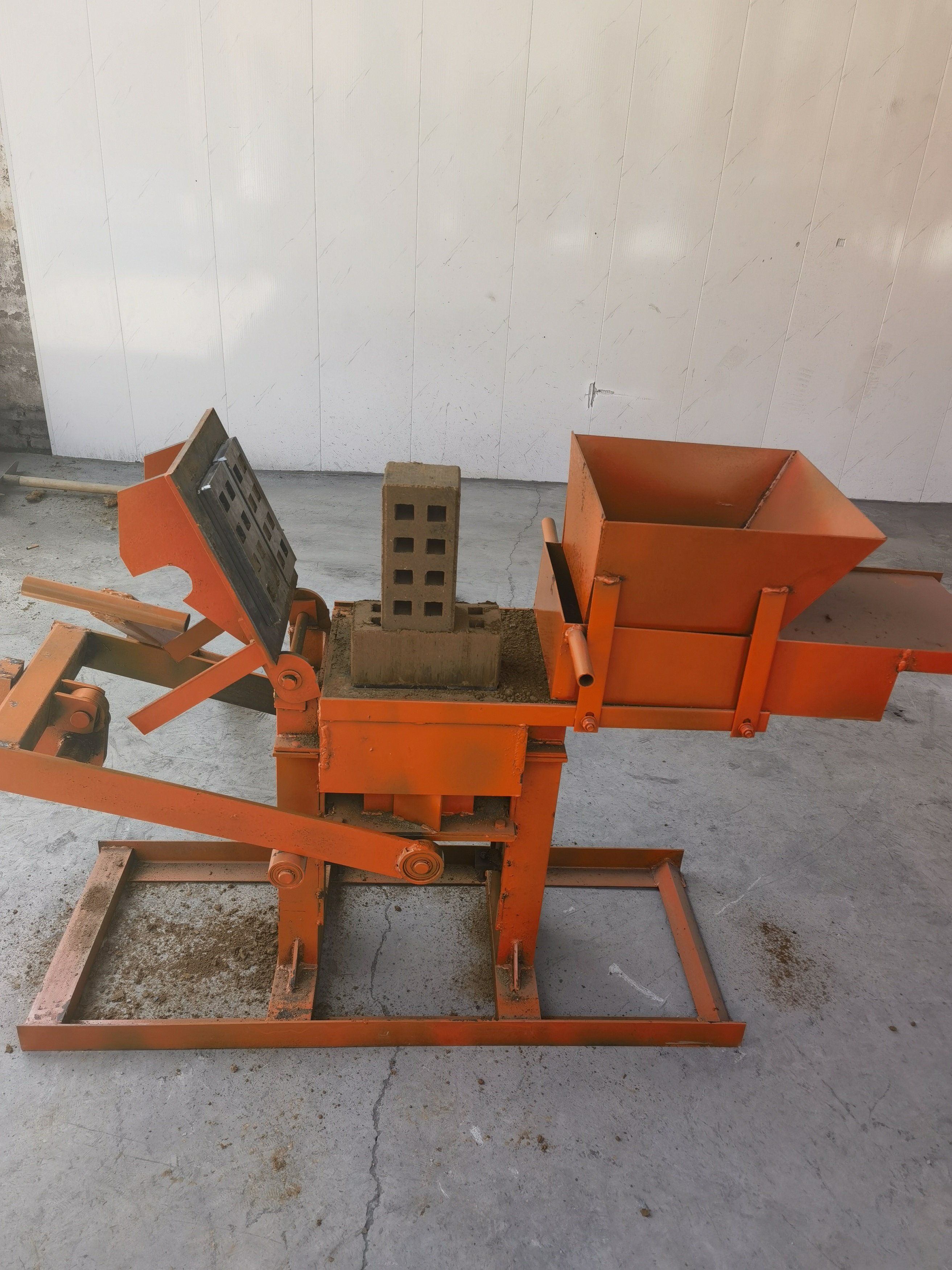 Small soil clay manual Interlock block making machine brick machine QMR2-40 manual interlocking brick machine