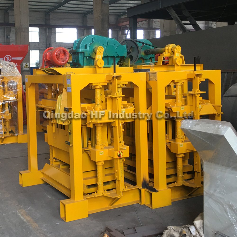 QT4-40 Manual Interlocking Brick Making Machine Diesel Engine Hollow Concrete Block Making Machine Global Long Service Life 1500