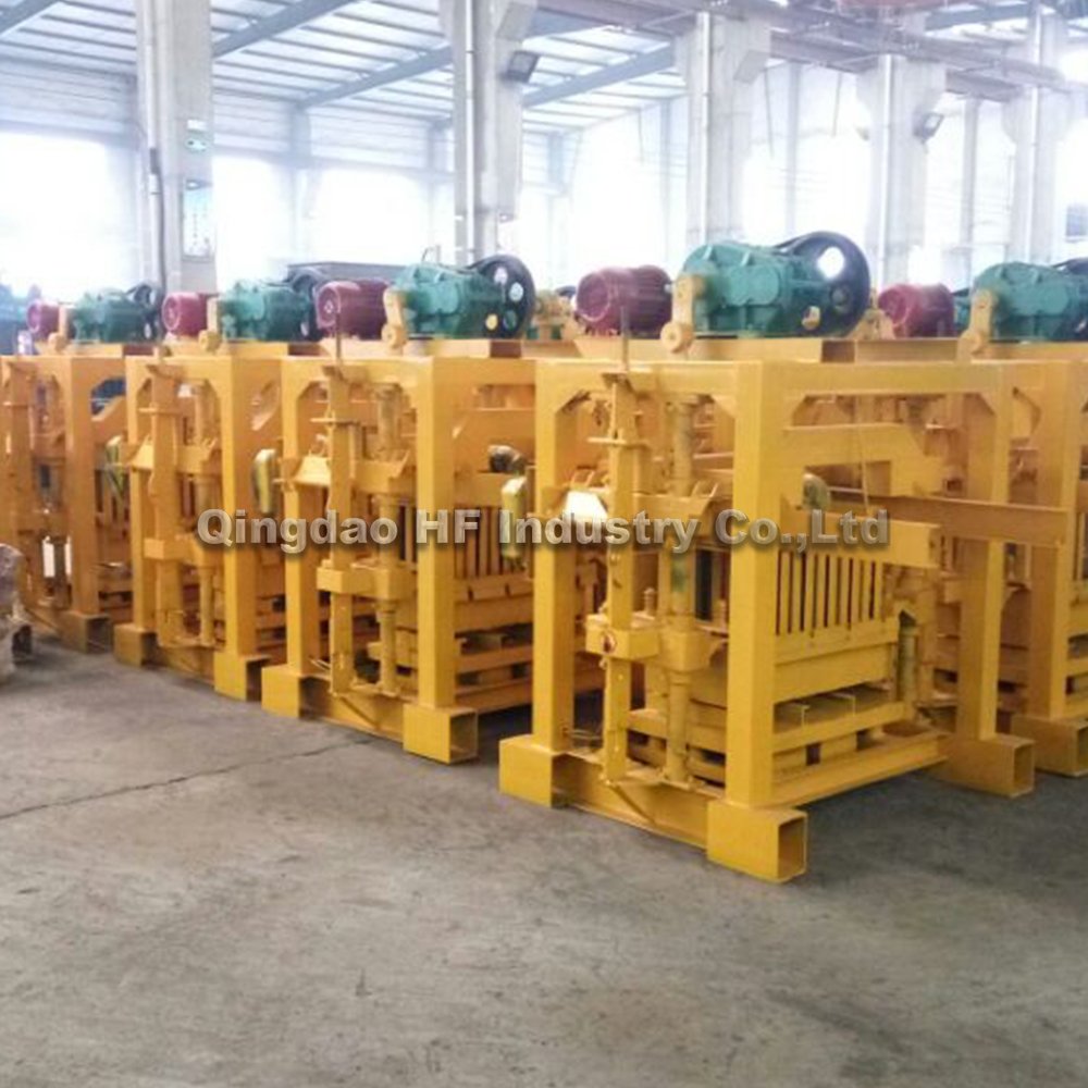 QT4-40 Manual Interlocking Brick Making Machine Diesel Engine Hollow Concrete Block Making Machine Global Long Service Life 1500
