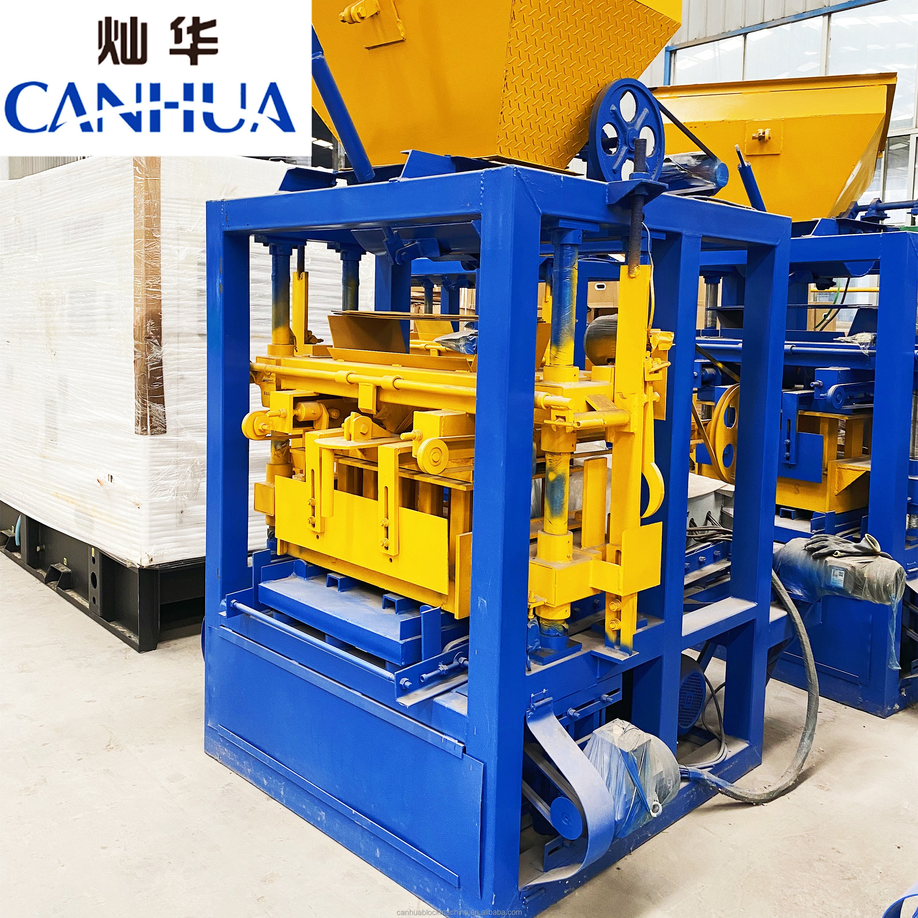 QT4-24 Semi-Automatic Brick Making Equipment ,Top Choice for Medium and Small Enterprises.