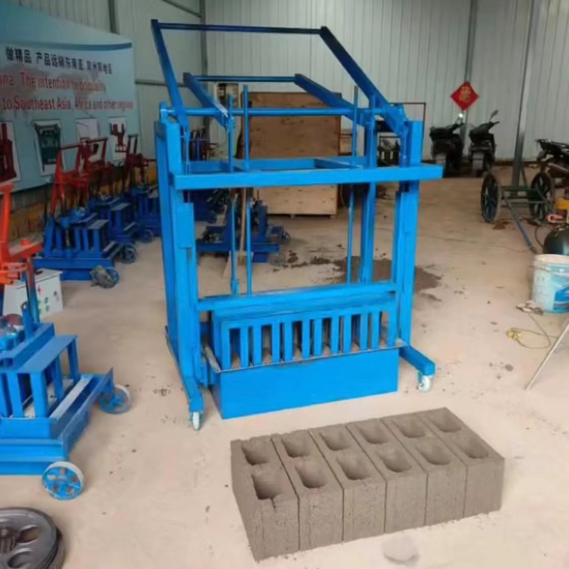 New Manual Interlocking Brick Making Machine for Construction Industries No Electric Power Needed-for Sand Raw Material