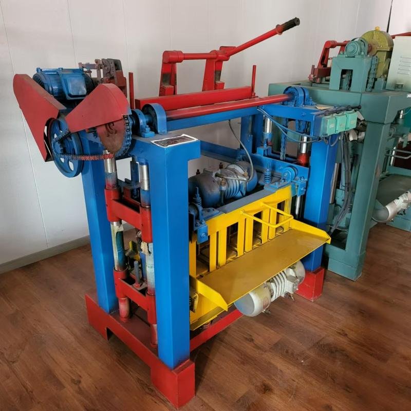 Automatic Hollow Sand Paving Laying Moulding Concrete Paver Block Cement Brick Making Machine Price