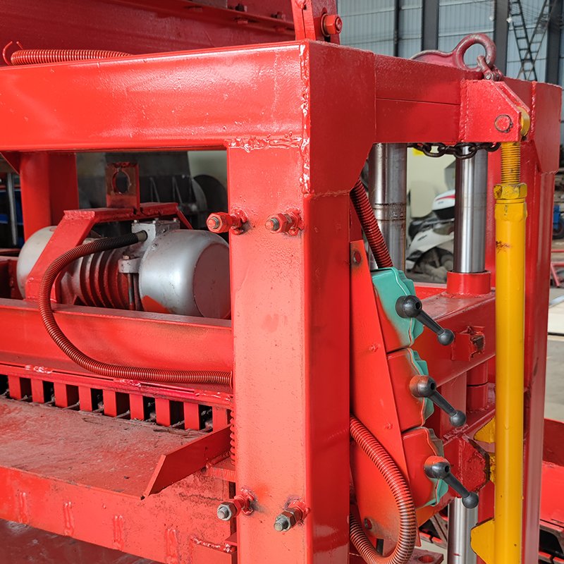 Full automatic low-cost and high-yield building face brick solid hollow concrete brick making machine