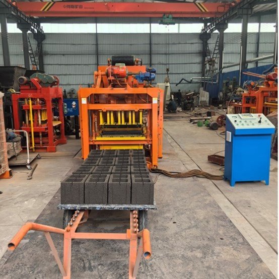 Automatic Hydraulic Press Brick Making Machine Soil Brick Machine Making Automatic China Brick Making Machine