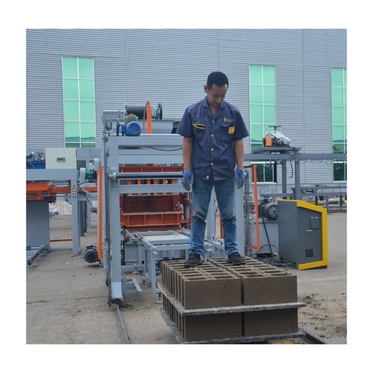 QT5-15 Fully Automatic Concrete Brick Machine from Hollow Cement Bricks by Block Moulding Machine Hydraulic Brick Making Machine