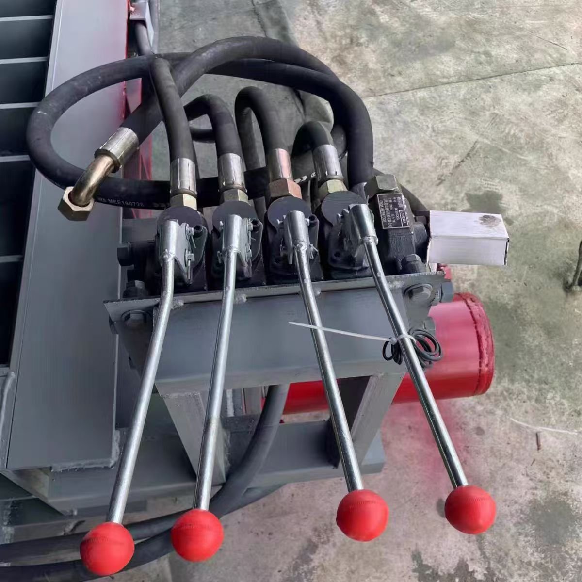 Recycling Hydraulic Scrap Metal Baling Press Machine