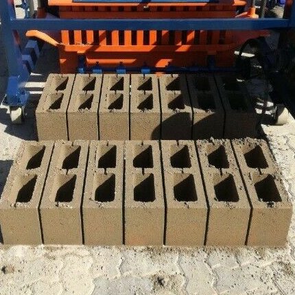 Fuda factory QT4-18 concrete interlock CHB block molding machine cement automatic brick making machine price for sale