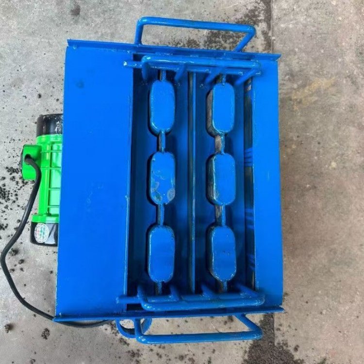 Small household manual mobile egg-beating cement hollow solid paving brick making machine
