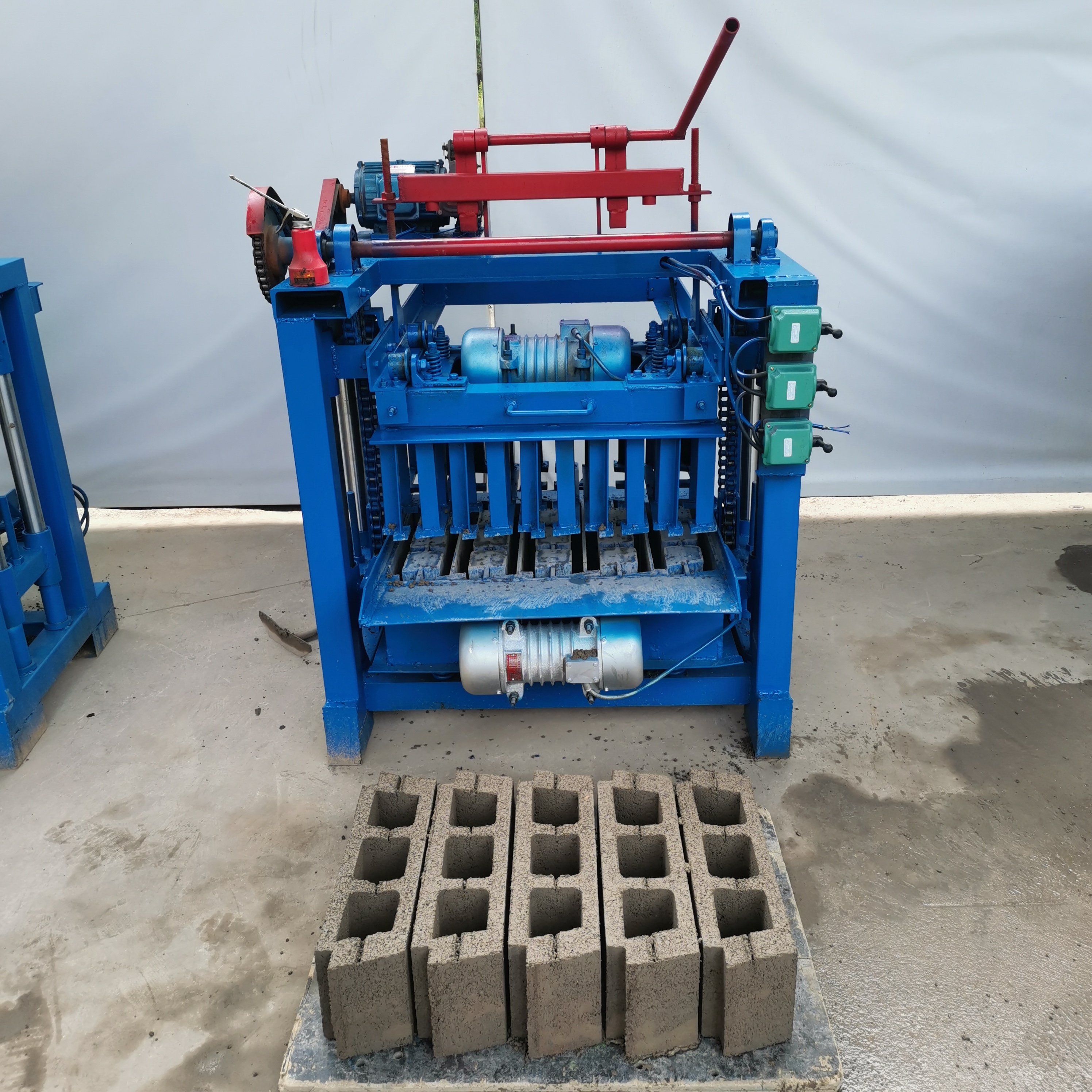 KX4-35A Semi-automatic Brick Making Machine,Selling Cement Block Molding Machine in Southeast Asia