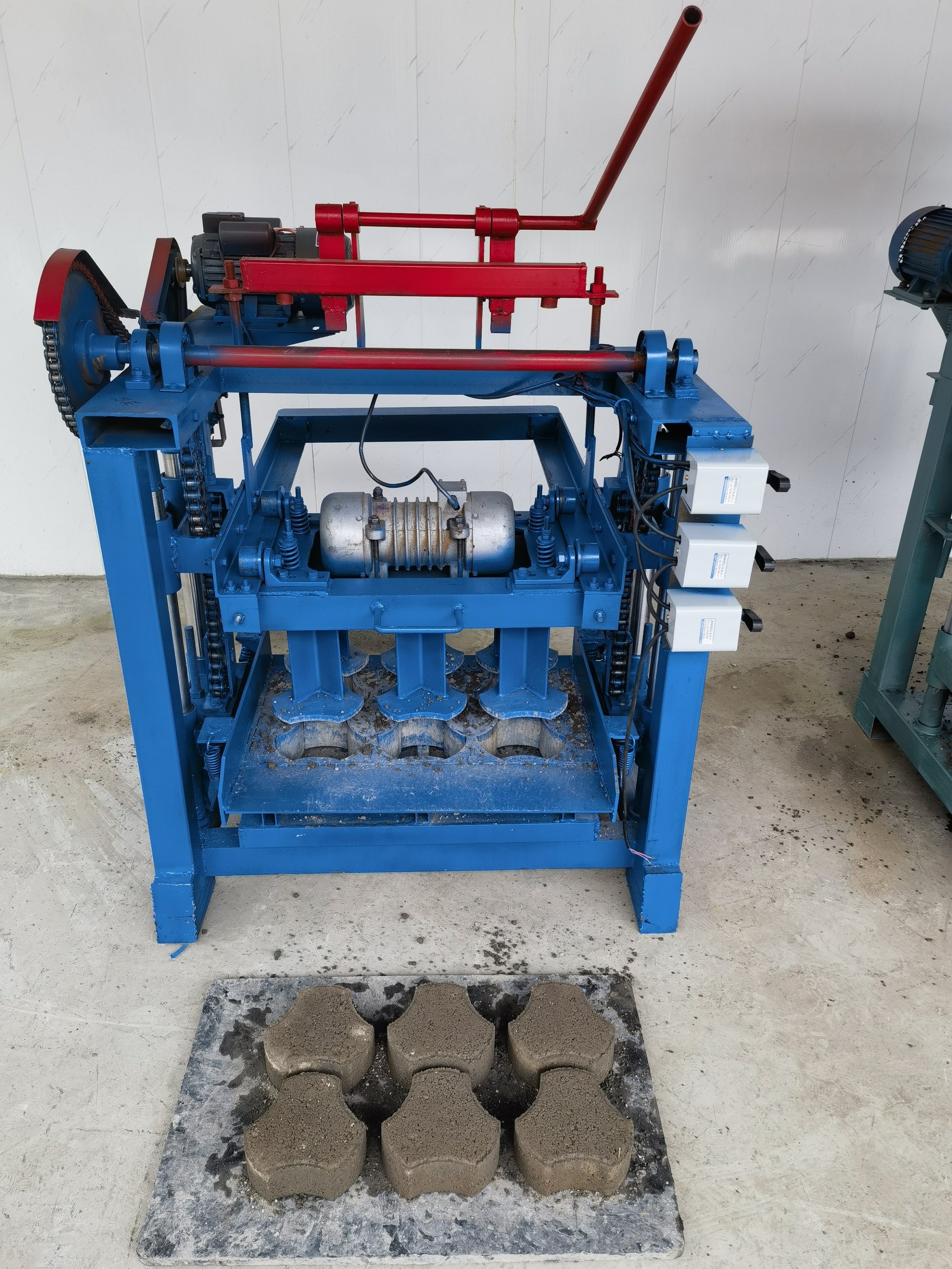 KX4-35A Semi-automatic Brick Making Machine,Selling Cement Block Molding Machine in Southeast Asia
