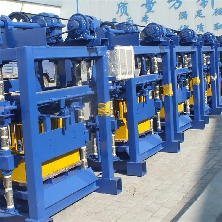 QTJ4-35B Concrete Cement Block Brick Making Machine For Sale In Uganda