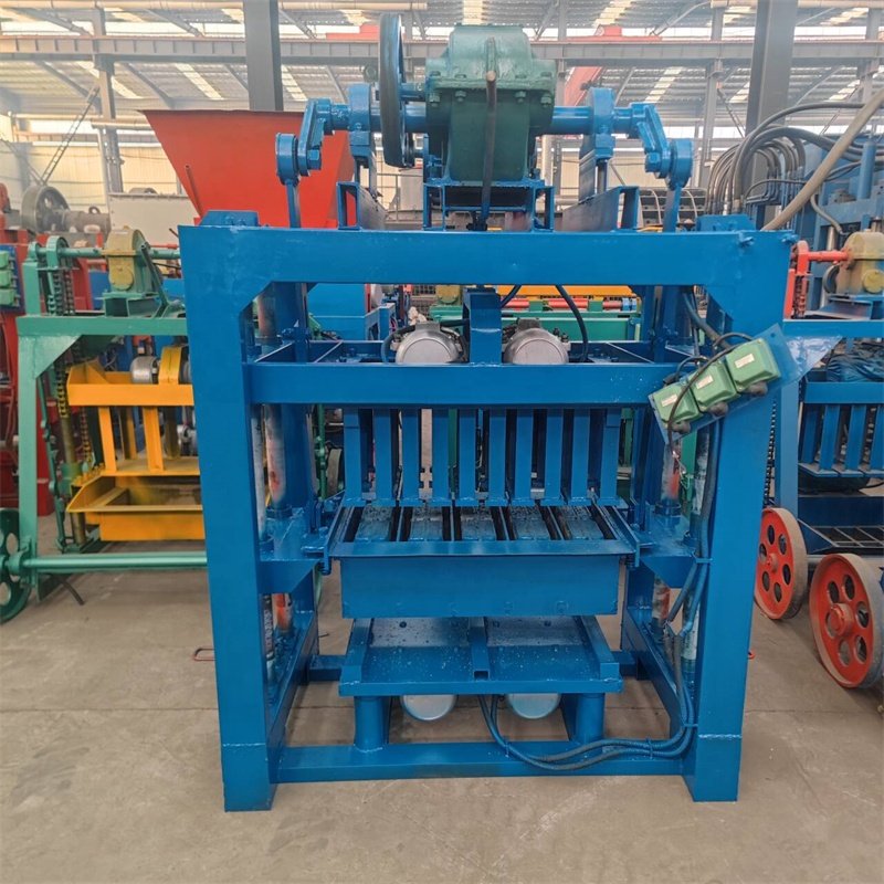 Brick Making Machine Concrete Block Clay Soil Brick Sand and Plastic Bricks Manufacturing Machine