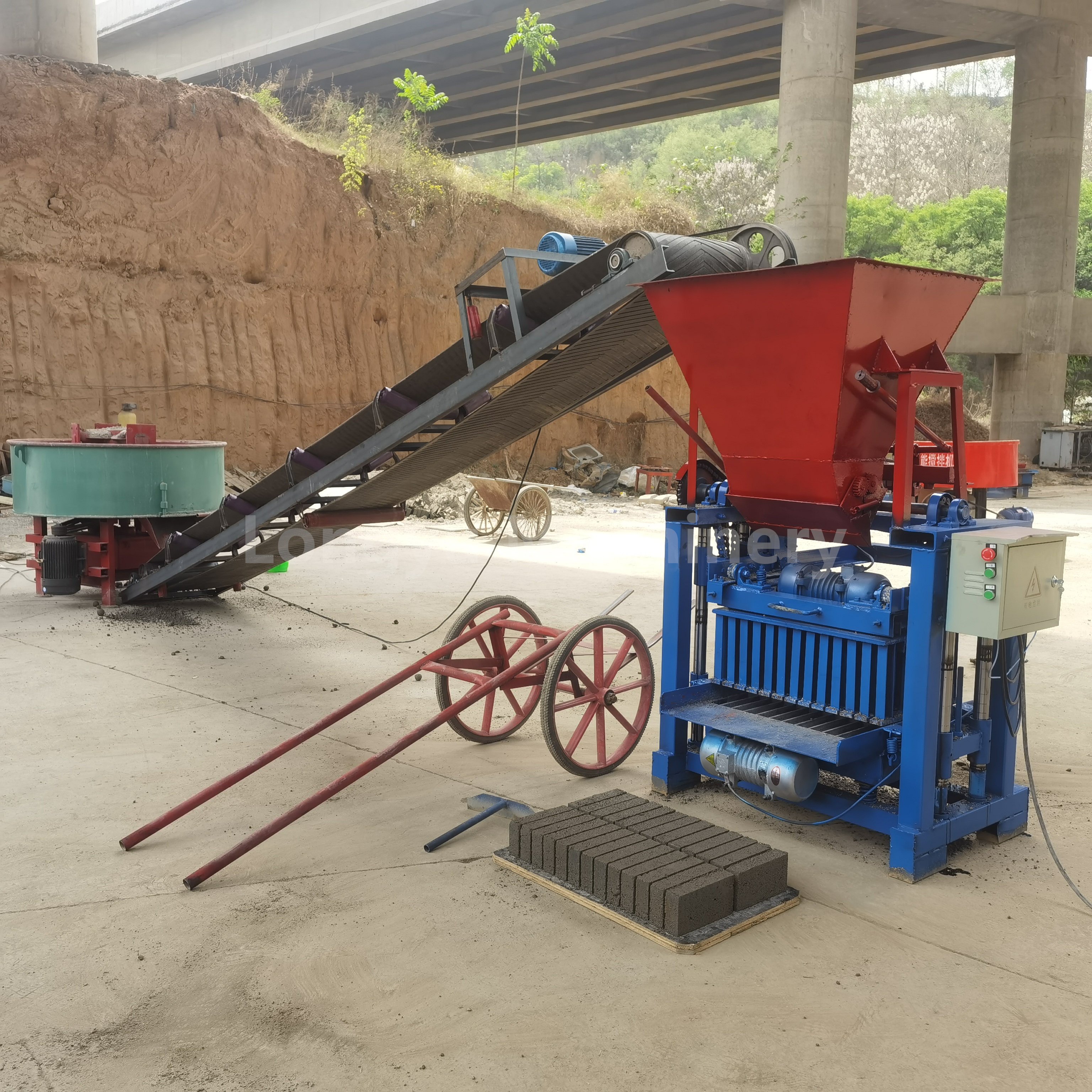 Semi-Automatic brick moulding machinery Hollow sand Concrete brick making machine Cement paving block making machine