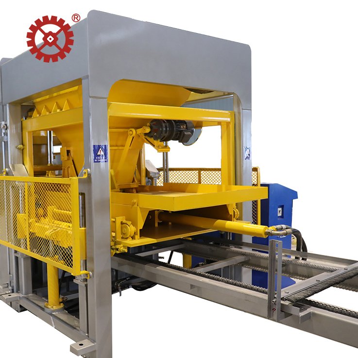 Interlock bricks cement making machine QT5-15 solid block machine price.