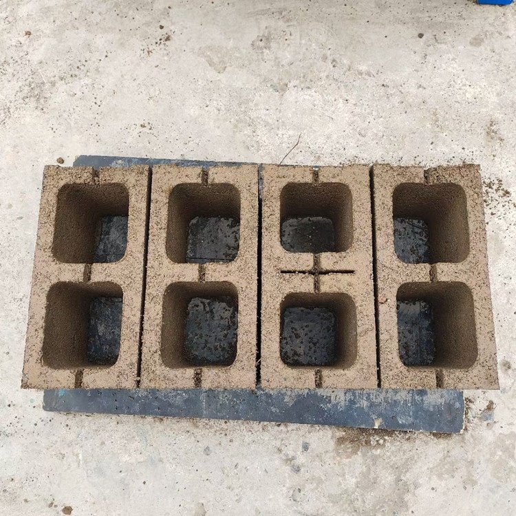 L4-35B Hollow Brick Making Machine Semi-Automatic Cement Brick Make Machine