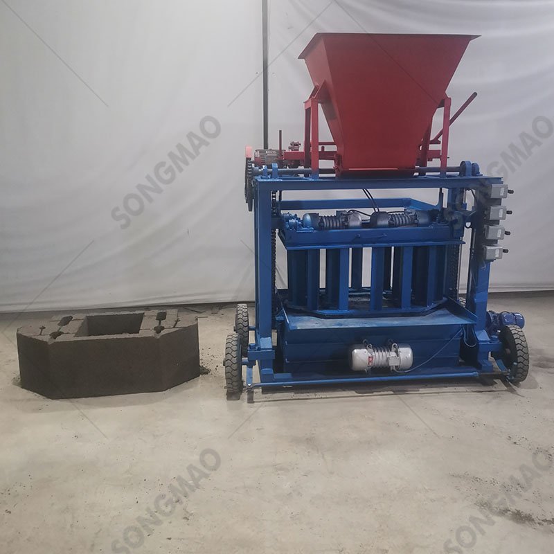 SONGMAO Industry Semi Automatic Concrete Cement Hollow Blocks Brick Making Machinery Price