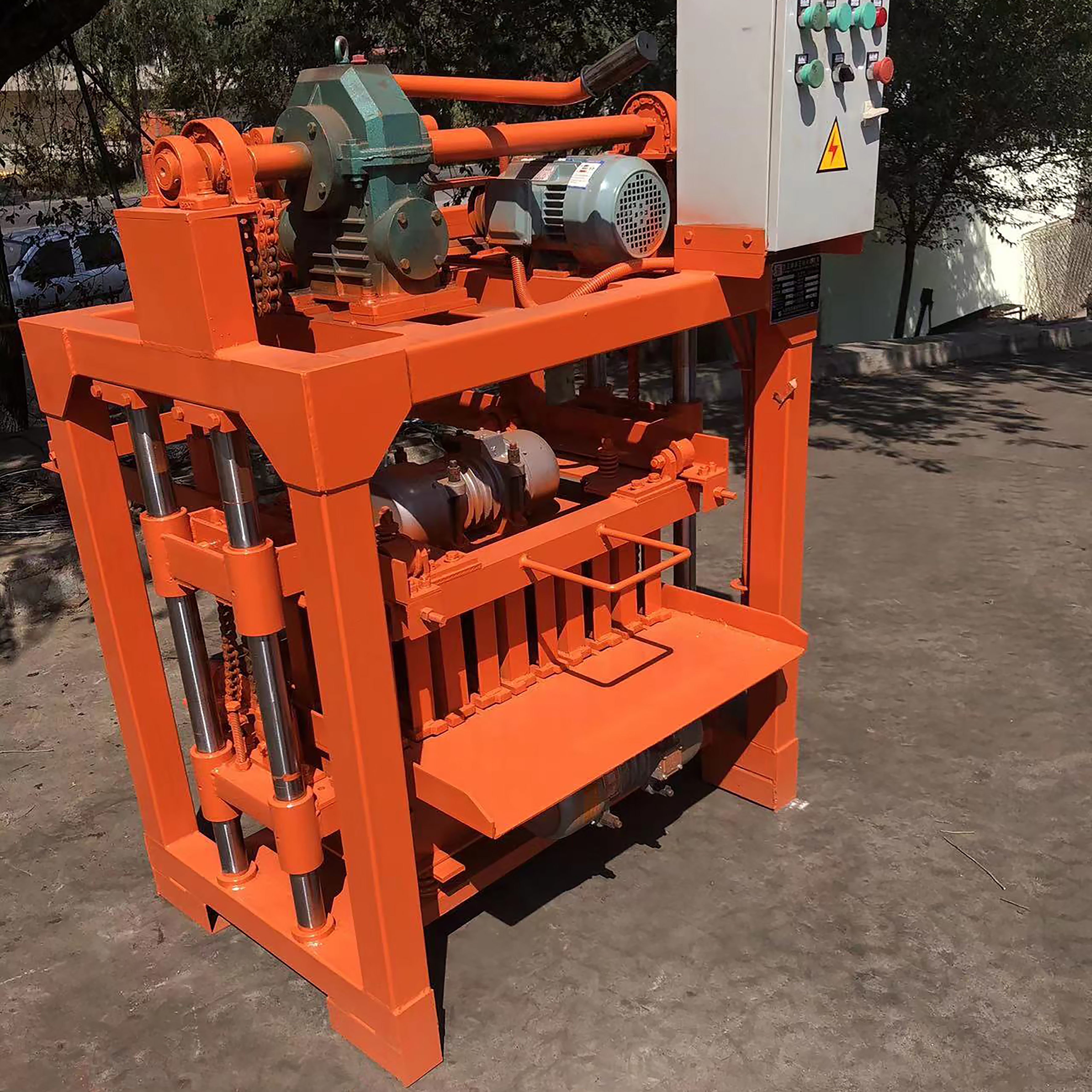 Factory QT4-40 High efficient hollow brick machine manual block making machine