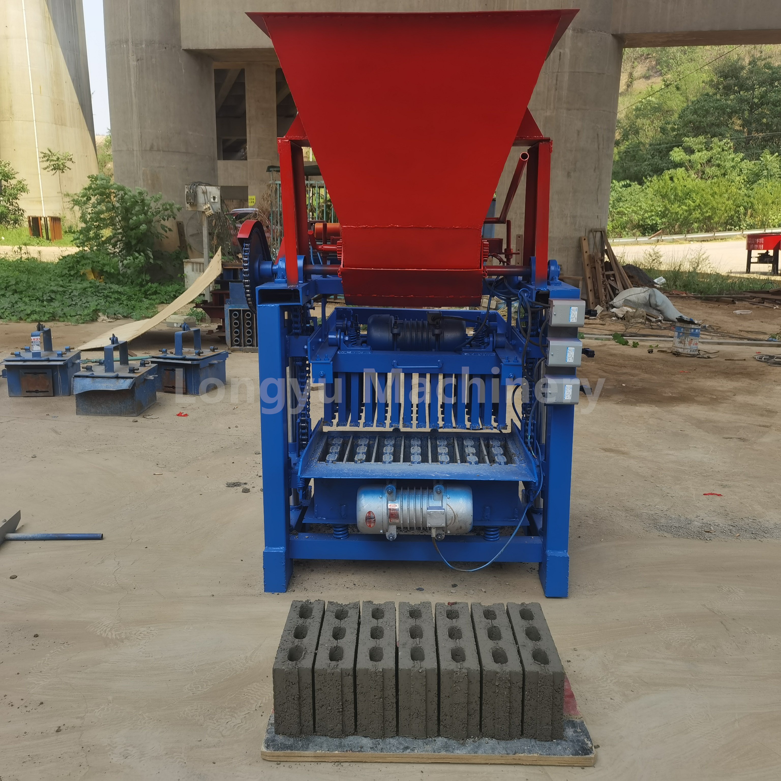 Semi-automatic paving brick making machine brick making machinery Hollow brick making machinery