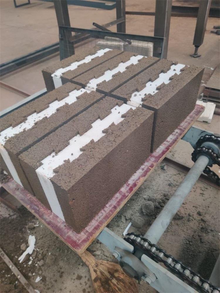 QT4-15 EPS polystyrene concrete thermal brick making machine thermal insulation blocks