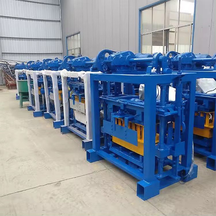 pavers molding profitable small projects QT4-40 semi-automatic brick making machine