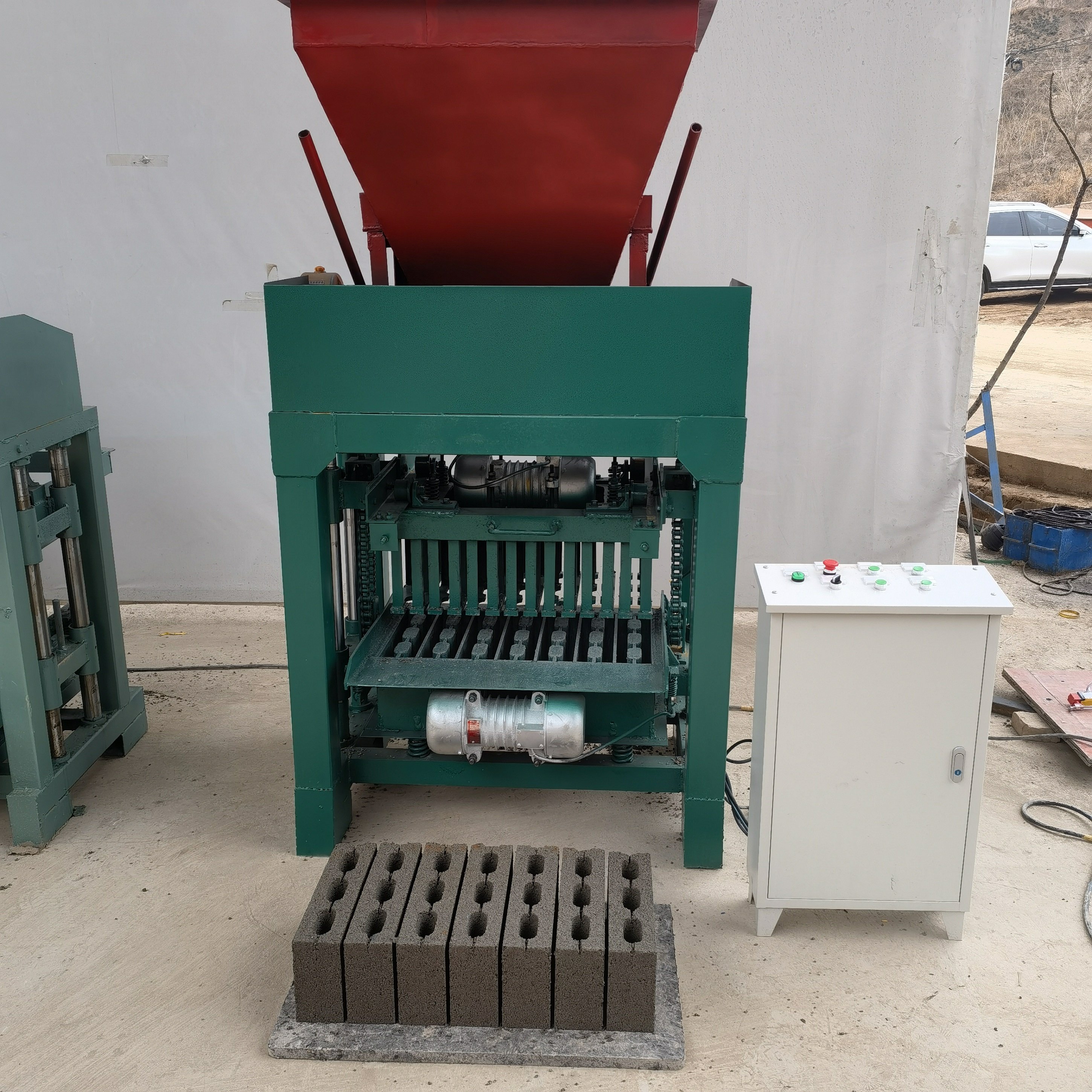 KM4-35B 400-200-200mm Hollow Block Making From Interlock Block Making Machine Manual Concrete Block Machine