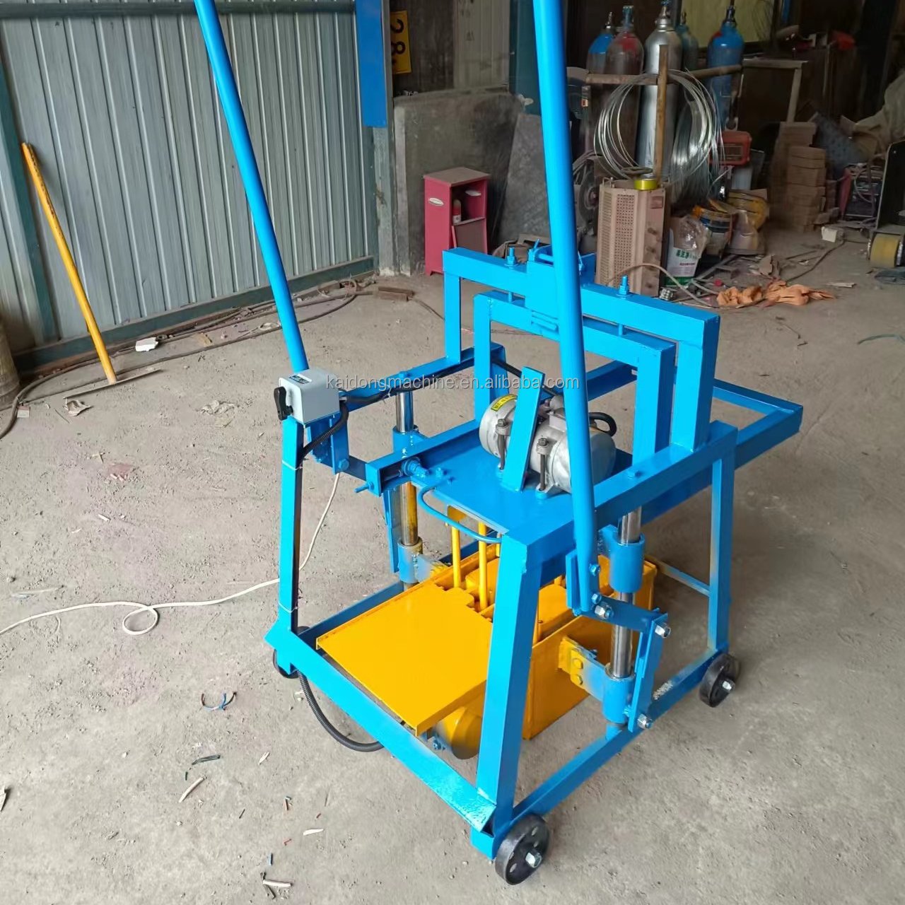 Kaidong QTM2-45 Mobile Block Machine Manual Brick Making Machine block laying machine