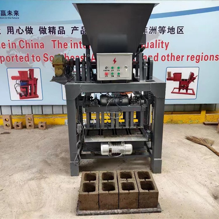 New 4-35 concrete cement unburned hollow brick machine rural 220V two-phase electric brick making machine