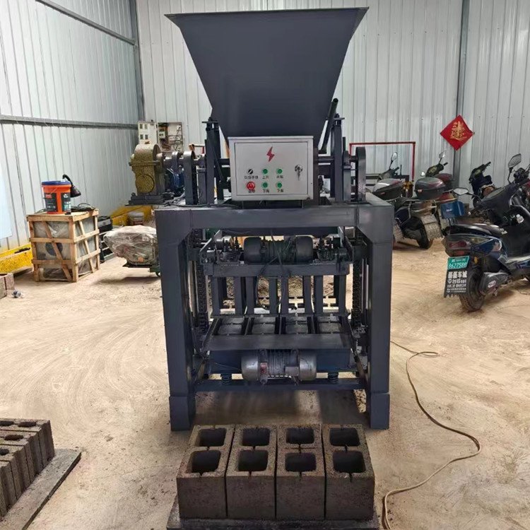 New 4-35 concrete cement unburned hollow brick machine rural 220V two-phase electric brick making machine