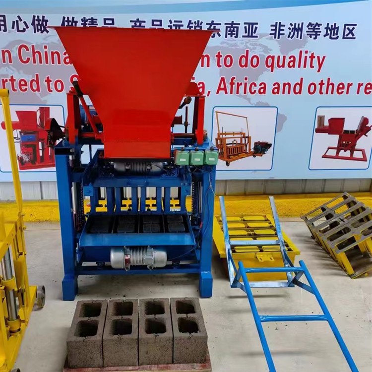 New 4-35 concrete cement unburned hollow brick machine rural 220V two-phase electric brick making machine