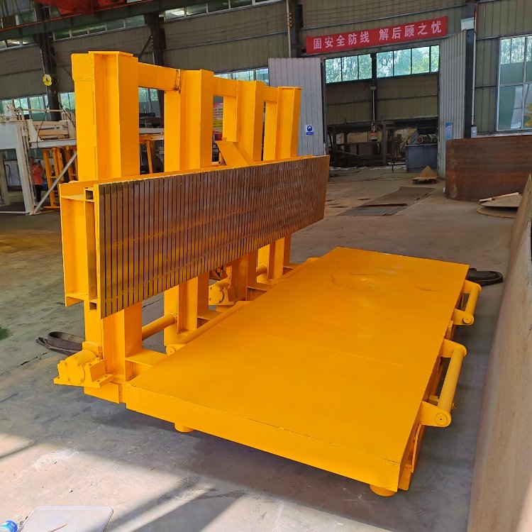 Light Weight Polystyrene Brick Making Solid Customizable Brick Making Machine Press For Bricks