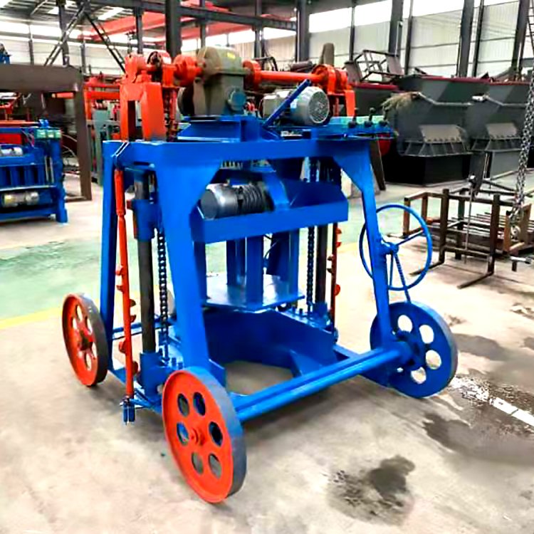 SONGMAO Hot Selling Mobile Small Concrete Brick Making Machine Automatic Clay Block Machine