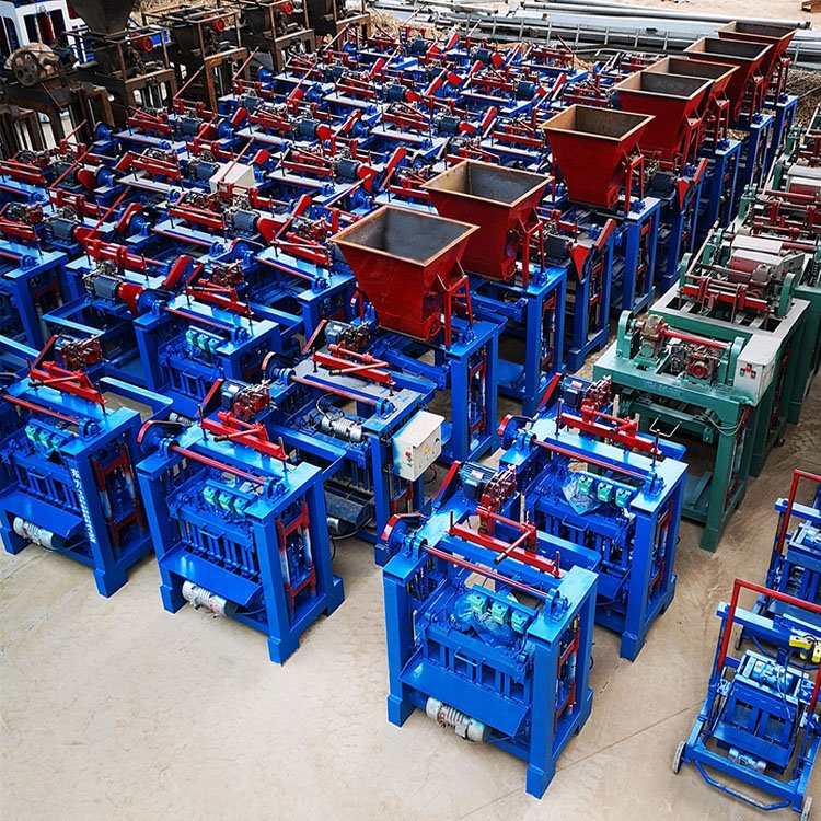 SONGMAO Hot Selling Mobile Small Concrete Brick Making Machine Automatic Clay Block Machine
